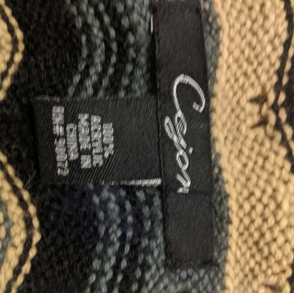 Versatile Infinity Scarf - Picture 4 of 4